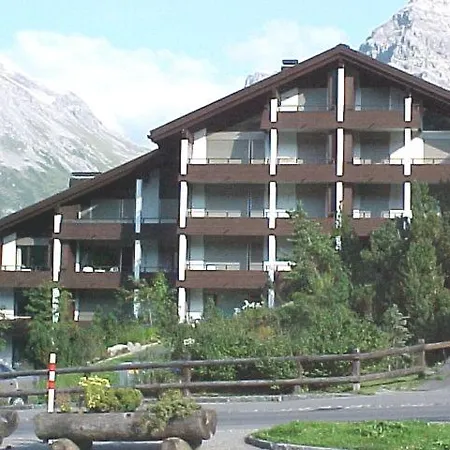 Apartment Haus Brueggli B24 *